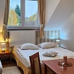Letnia Jacuzzi & Sauna Bed & Breakfast 3*