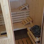 Bed & Breakfast Letnia Jacuzzi & Sauna