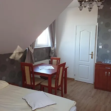 Letnia Jacuzzi & Sauna 3*