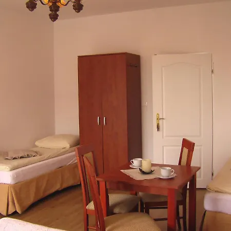 Letnia Jacuzzi & Sauna 3*