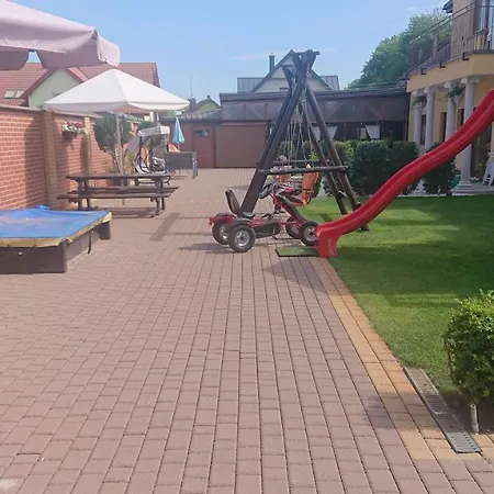 Letnia Jacuzzi & Sauna Bed & Breakfast Darłowo