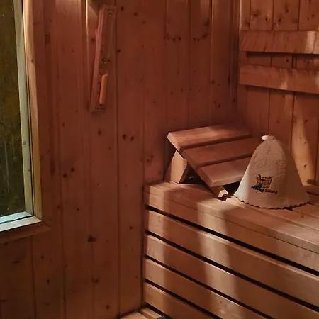 Letnia Jacuzzi & Sauna 3* Darłowo