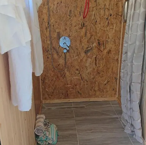 Letnia Jacuzzi & Sauna ベッド・アンド・ブレックファスト 3*