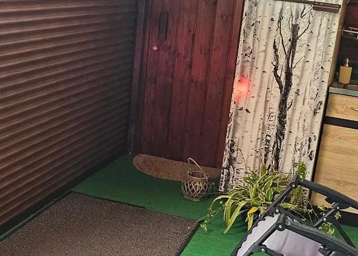 Letnia Jacuzzi & Sauna ベッド・アンド・ブレックファスト ダルウォボ